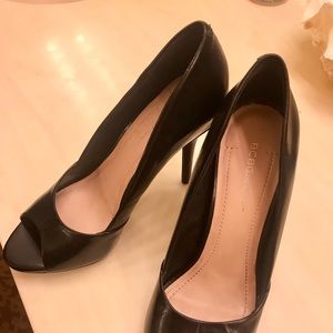 BCBG Generation Izzie2 Pumps